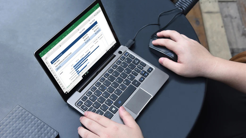 H&igrave;nh ảnh của một chiếc laptop mini